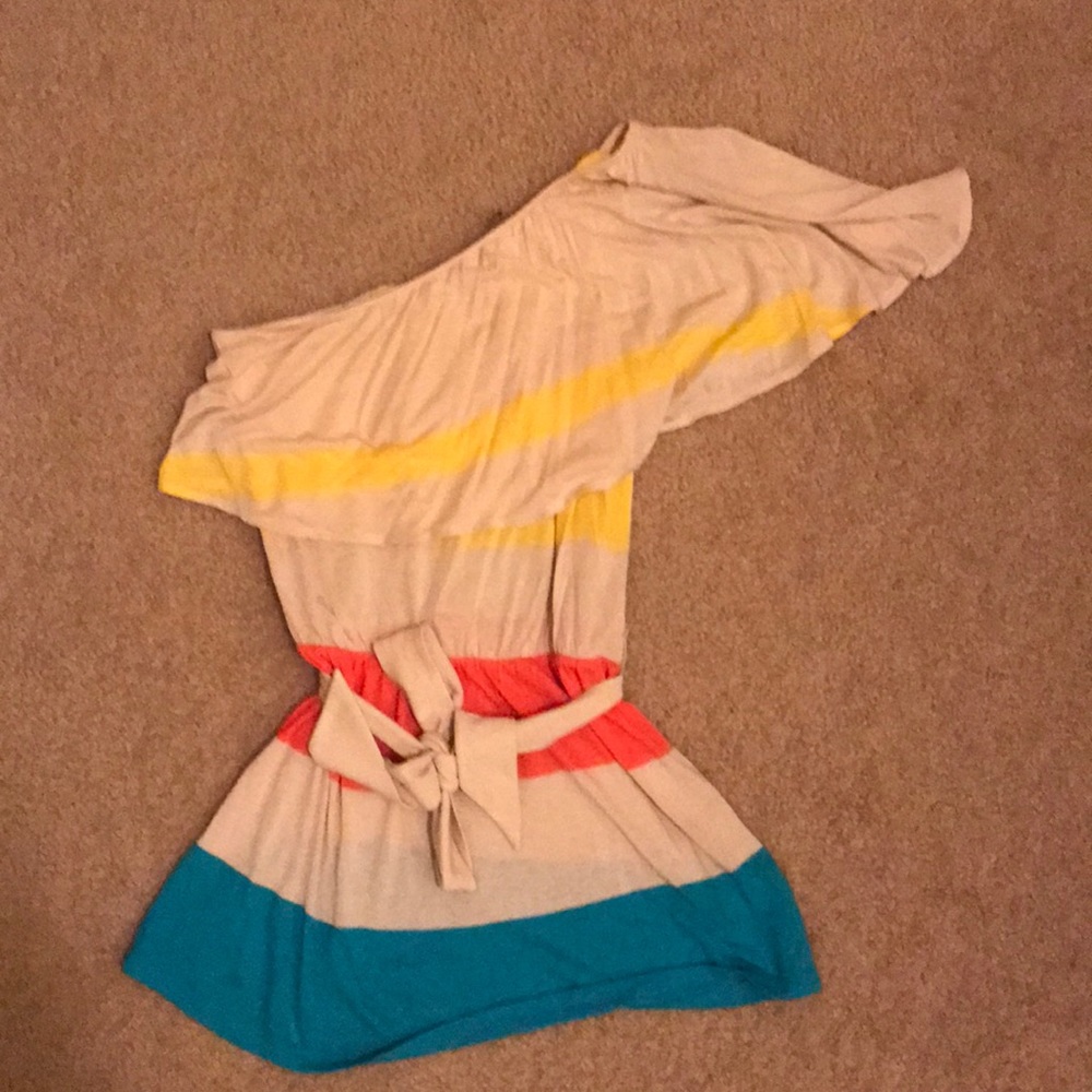 Juicy couture one shoulder top with belt size smal